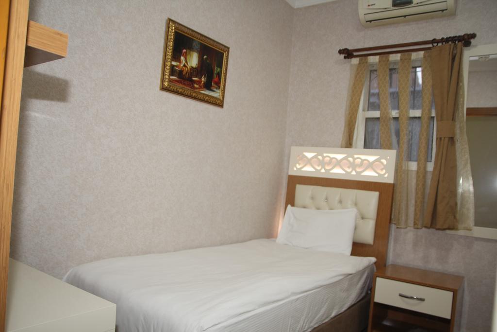 Vatan Hotel Smirne Esterno foto