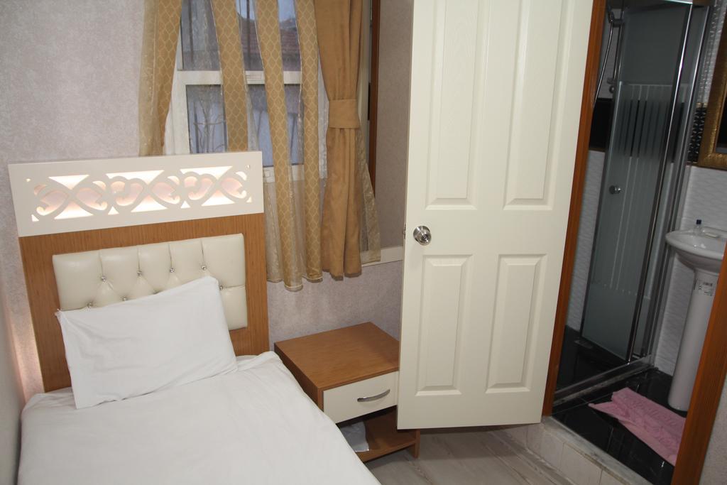 Vatan Hotel Smirne Esterno foto