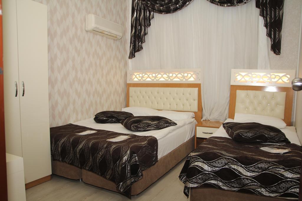 Vatan Hotel Smirne Esterno foto