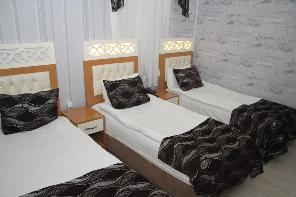 Vatan Hotel Smirne Esterno foto