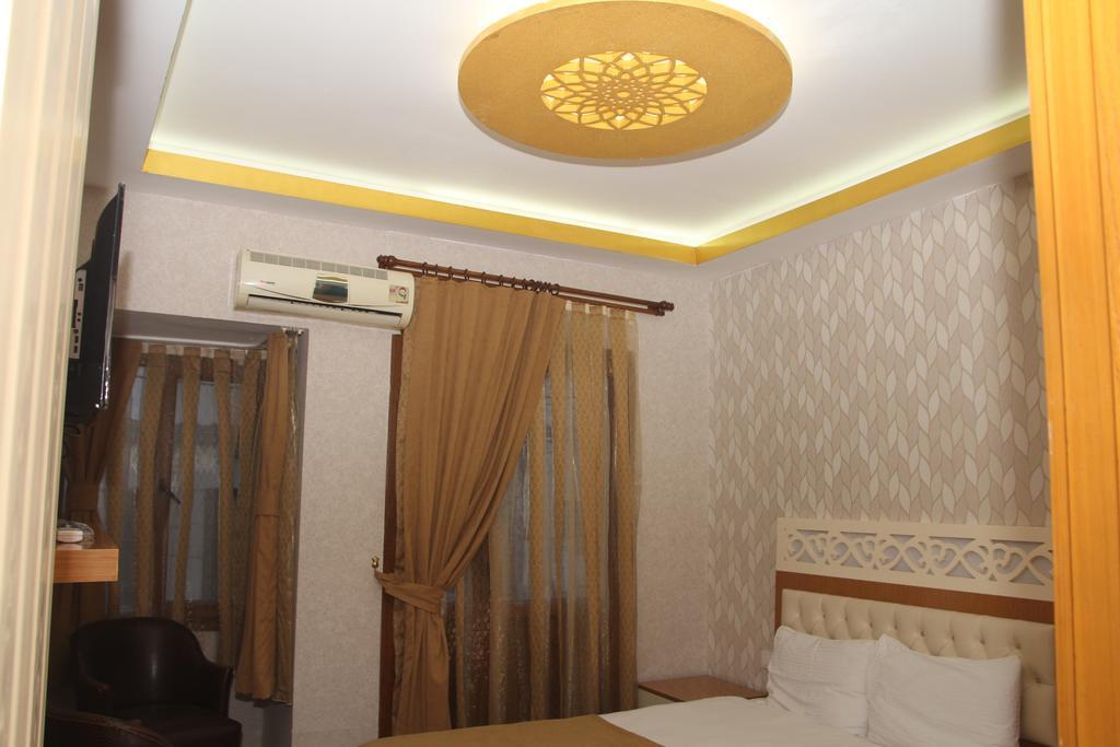 Vatan Hotel Smirne Esterno foto